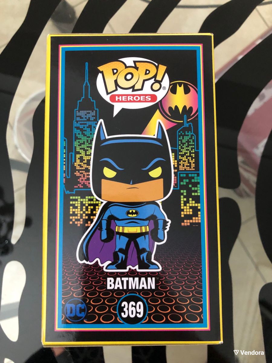 Funko Pop! Heroes Batman - Batman Black Light Edition (369) a € 12