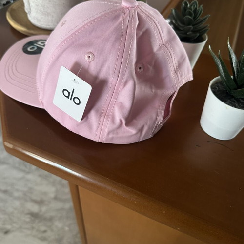 Alo Yoga Off-Duty Cap vintage pink, new