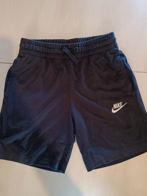 Nike kids' shorts, black, size 134 cm, age 9