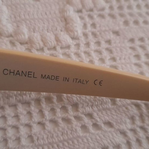 Γυαλιά ηλίου Chanel μεταχειρισμένα, άσπρα με στρασάκια