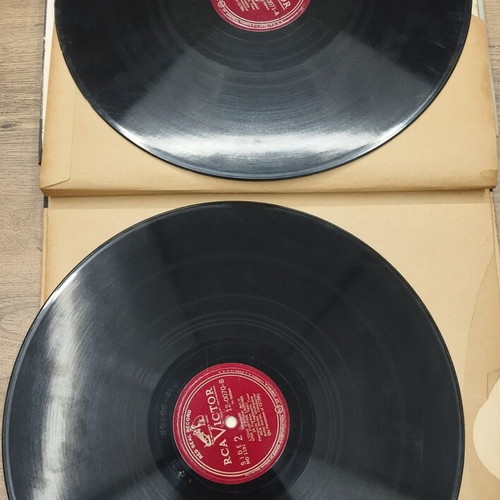 Ferruccio Tagliavini 78 RPM album with operatic arias