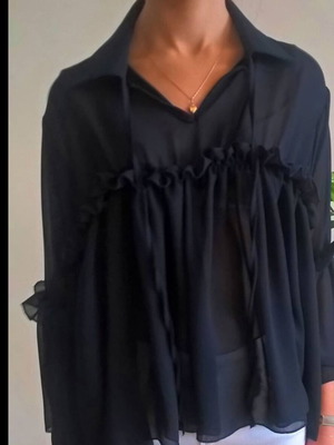 Black blouse one size like new