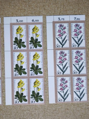 Western Berlin 1975 Wildflower Stamp Set Complete Corner Blocks mint