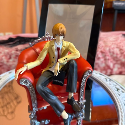 Light Yagami collectible figure from Death Note like new