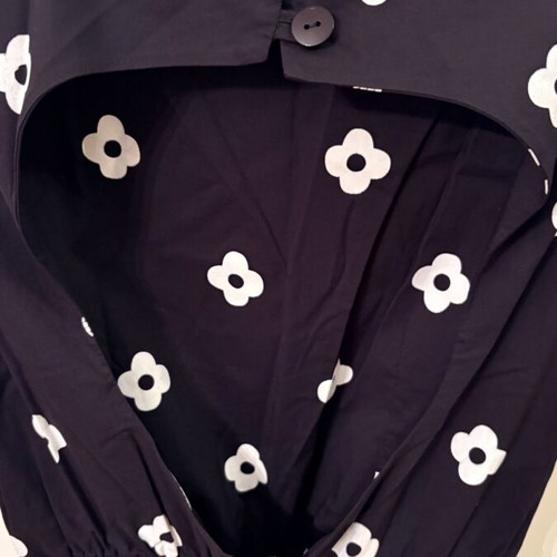 True Love Cocktail Floral Dress open back size S like new, black and white