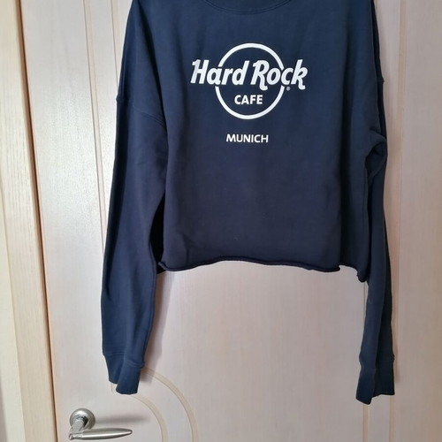Hard Rock Café shirt new, cotton crop style with fleece lining