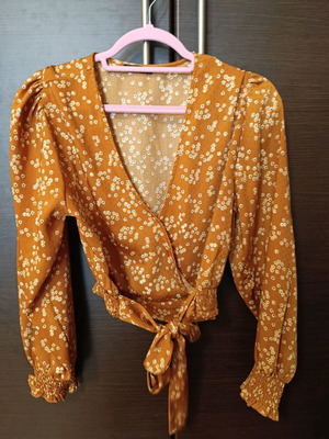 Cotton On crop top blouse new, brown and orange