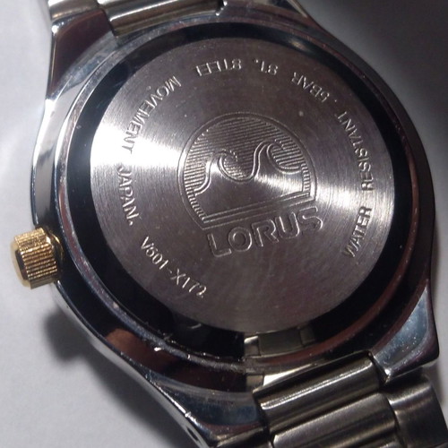 LORUS women's wristwatch used with metal bracelet