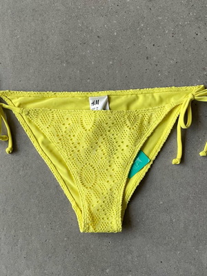 Bikini slip new, yellow, H&M size 38