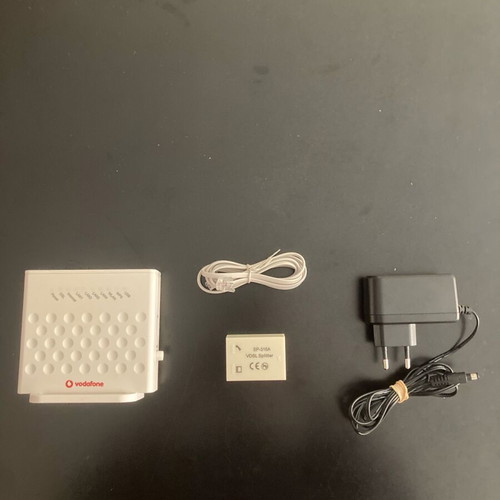Vodafone router like new with power cable
