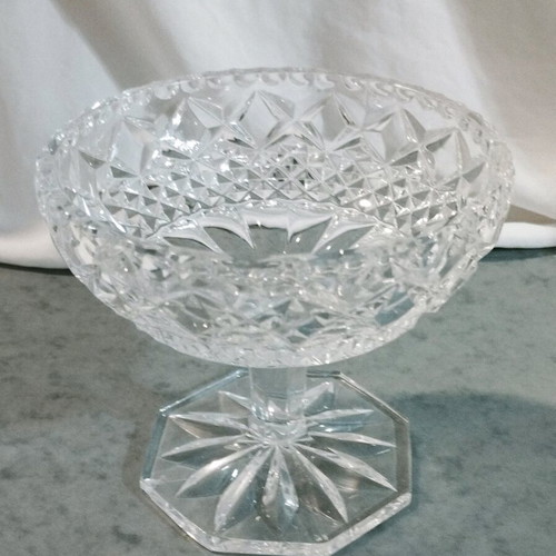 Vintage crystal compote bowl like new with diamond cut engraving