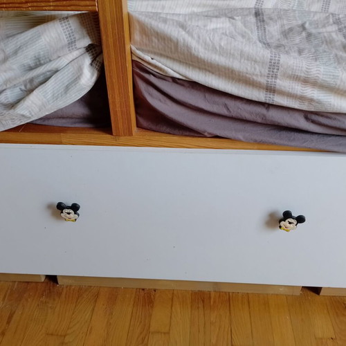 KURA bunk bed used with two large drawers and coconut fiber mattress