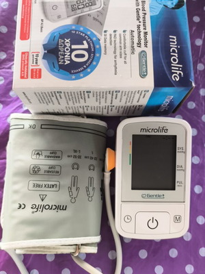 Microlife BP A2 Basic digital arm blood pressure monitor