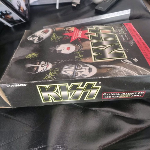 KISS make up kit like new, official 1998