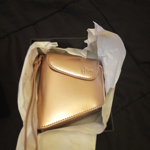 Ploom device like new with unique carrying pouch