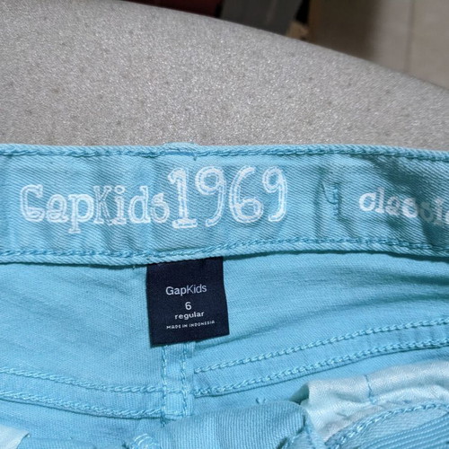 Gap Kids girls' shorts size 6 like new, blue