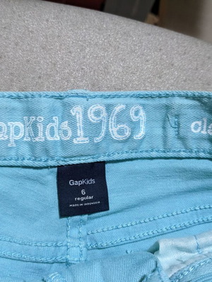 Gap Kids girls' shorts size 6 like new, blue