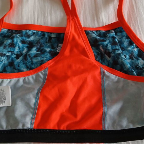 Slazenger women's swimsuit top athletic size 16 new