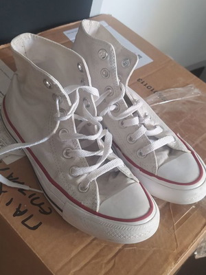 All Star Converse μποτάκια λευκά μεταχειρισμένα, μέγεθος 36