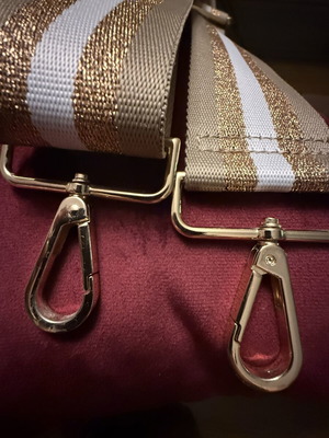 Bag strap like new