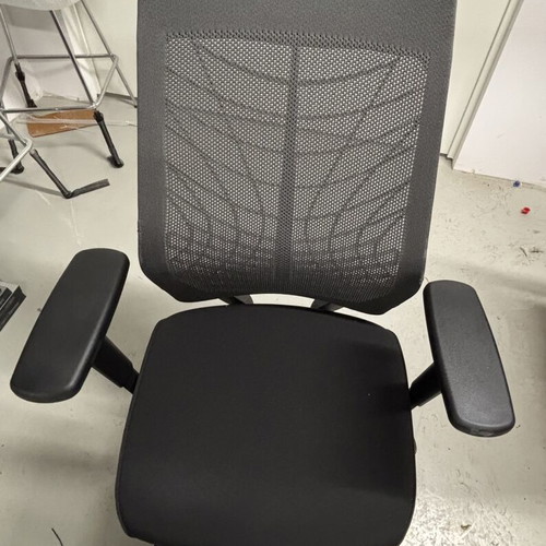 Interstuhl Pure Active Office Chairs pack of 10 like new