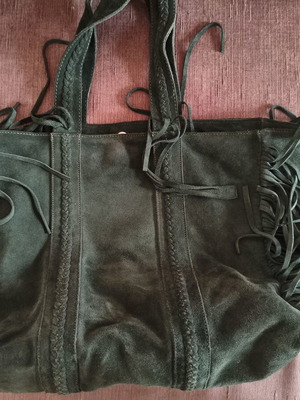 Grecian Chick shoulder bag used, green suede with fringes