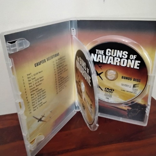 The Guns of Navarone 2 Disc Edition DVD like new, Greek subtitles
