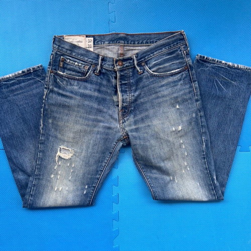 Abercrombie & Fitch slim fit men's jeans like new, size 32W x 30L