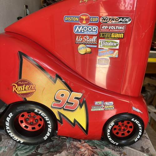 Retro Disney Cars Lightning McQueen TV used, non-functional for parts