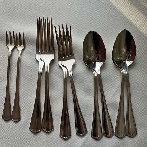 Vintage Oneida Modena silver-plated cutlery set 10 pieces used