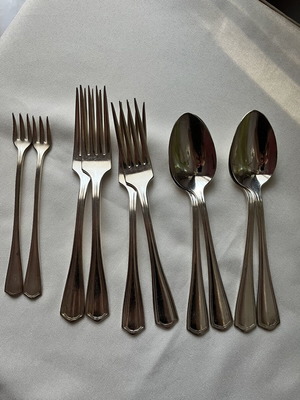 Vintage Oneida Modena silver-plated cutlery set 10 pieces used