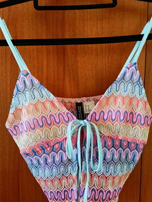Crop top H&M like new, multicolor, XS
