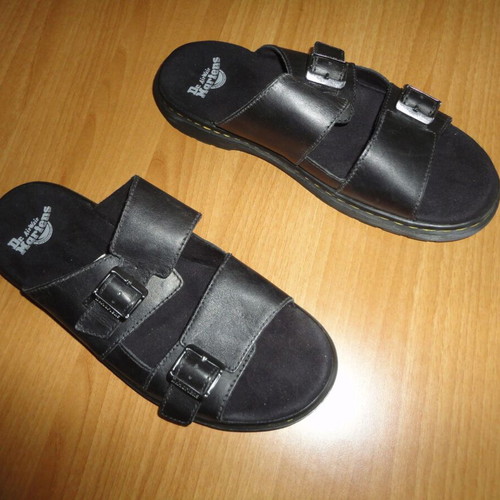 Dr. Martens men's slippers size 44 like new, black