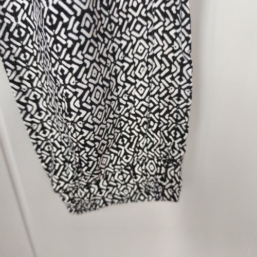 Tally Weijl salvari pants like new, black and white, size M