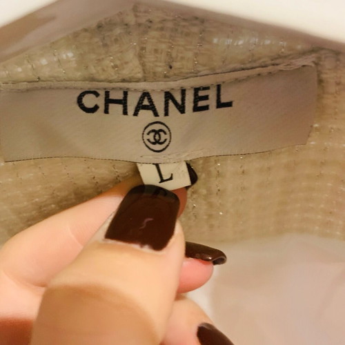 Chanel women's knitted jacket like new, white, size L