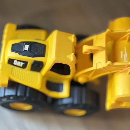 Cat Loading Vehicle toy like new