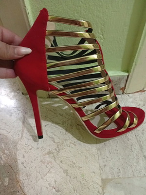 Heels size 39 new, red and gold