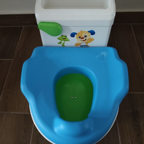 Fisher Price Potty Like New with Music