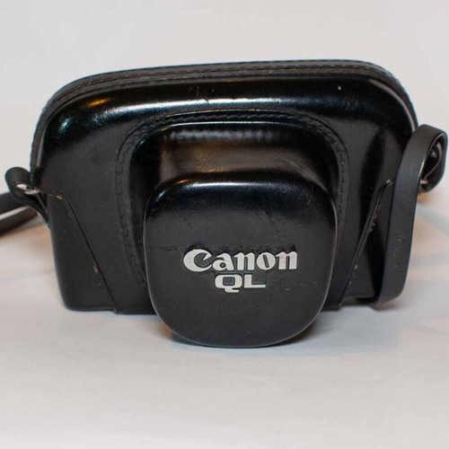 Canon QL17 camera case used