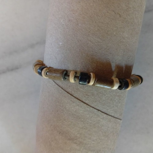 Boho jewelry set like new, brown beads and wood