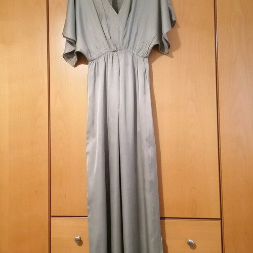 Helmi maxi satin dress size M like new, light khaki
