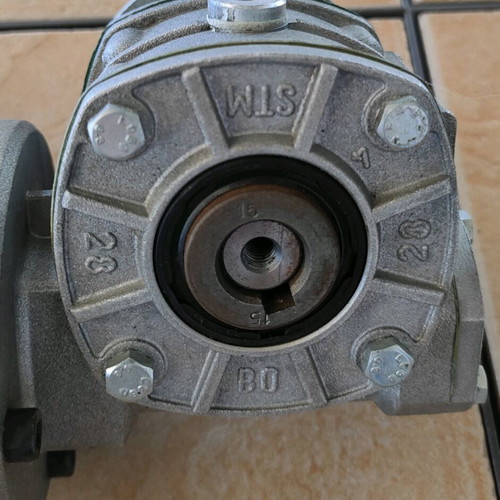 Leeson 180VDC motor with RMI 28 FL angle reducer like new