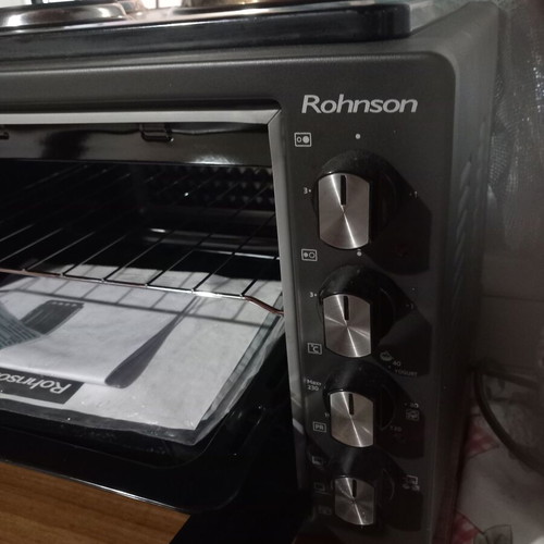 Oven with 3 burners new for cooking