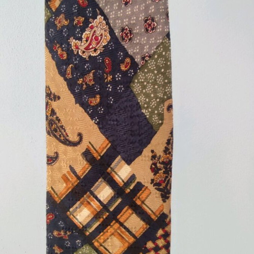 Vincenzo Ferreri silk vintage tie handmade, like new