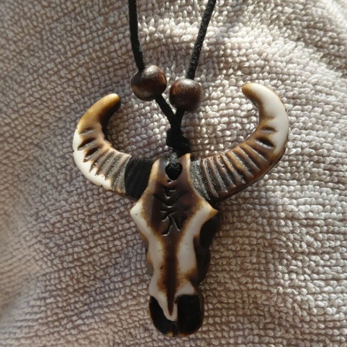 Buffalo Skull Pendant new with ethnic tribal design