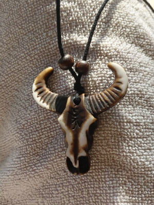 Buffalo Skull Pendant new with ethnic tribal design