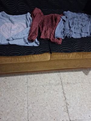 Crop tops pack of 3, like new, loose fit