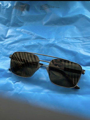 Prada glasses like new, black and silver