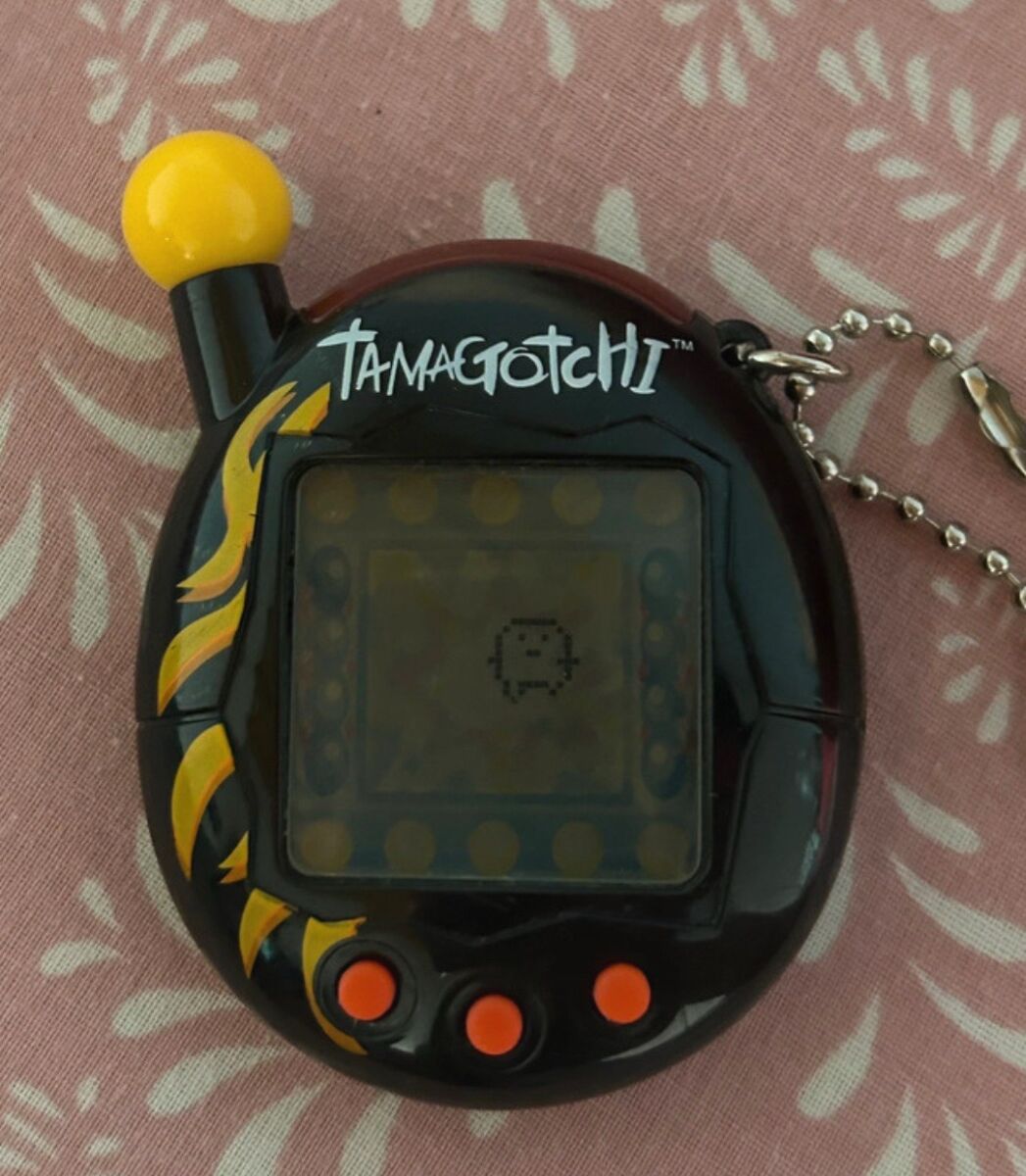 Tamagotchi Connection V4.5 Rare Black… - € 175,00 - Vendora.cy