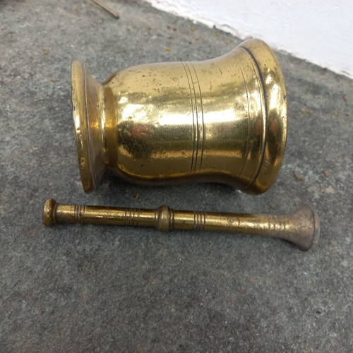 Bronze mortar and pestle set used, vintage